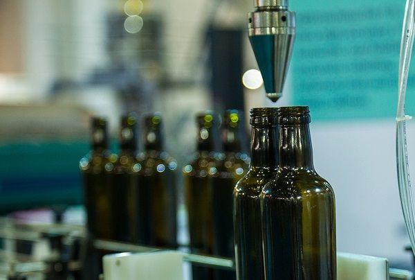 embotellado aceite de oliva de cosecha temprana
